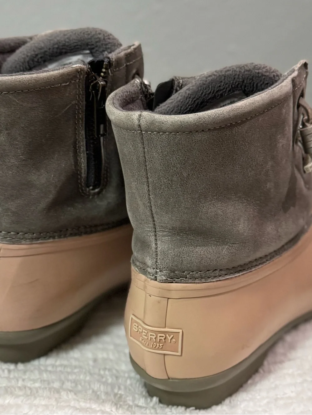 Sperry Women's Gray Suede and Blush Rubber Duck Boots